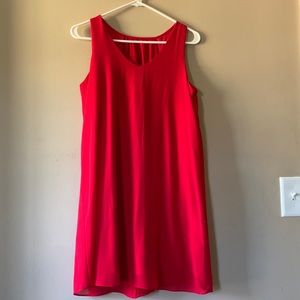 Red sleeveless dress
